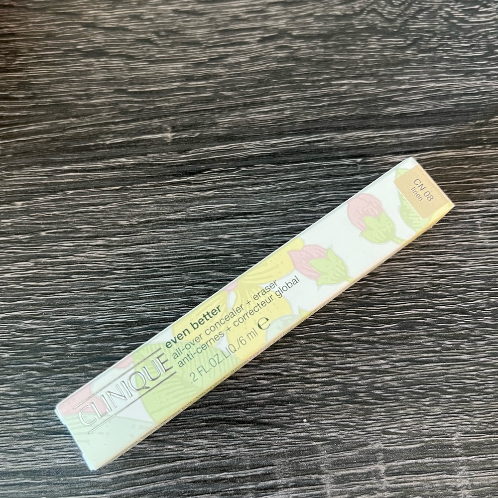 Clinique concealer - CN 08 Linen colour - new in box